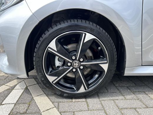 Toyota Yaris 1.5 Hybrid 130 Executive ActivLease financial lease