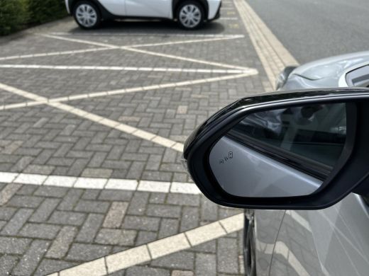 Toyota Yaris 1.5 Hybrid 130 Executive ActivLease financial lease