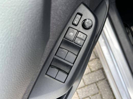 Toyota Yaris 1.5 Hybrid 130 Executive ActivLease financial lease