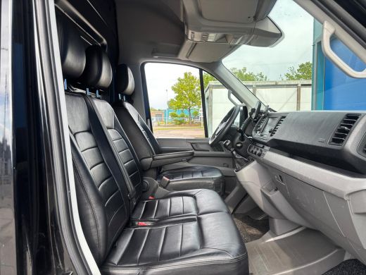 Volkswagen Crafter 30 2.0 TDI L3H3 Highline | Apple Carplay | Leer | 3 Zitplaatsen | Parkeersensoren ActivLease financial lease