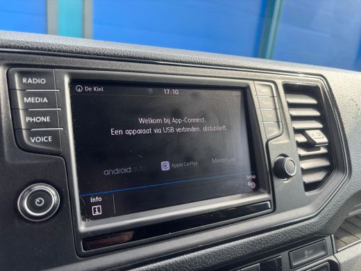 Volkswagen Crafter 30 2.0 TDI L3H3 Highline | Apple Carplay | Leer | 3 Zitplaatsen | Parkeersensoren ActivLease financial lease