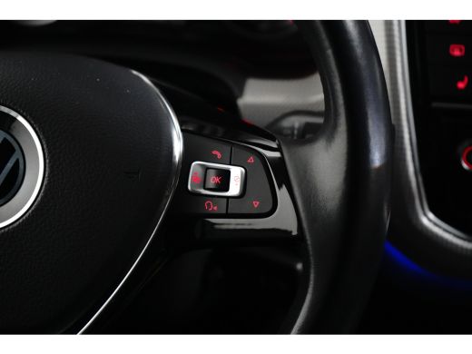 Volkswagen e-up! Style 83PK | STOEL + STUURVERW. | CAMERA | BLUETOOTH | NAVI VIA APP | AIRCO | LED | DAB+ ActivLease financial lease