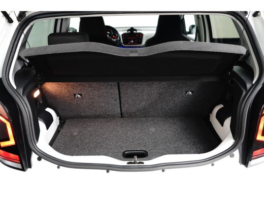 Volkswagen e-up! Style 83PK | STOEL + STUURVERW. | CAMERA | BLUETOOTH | NAVI VIA APP | AIRCO | LED | DAB+ ActivLease financial lease
