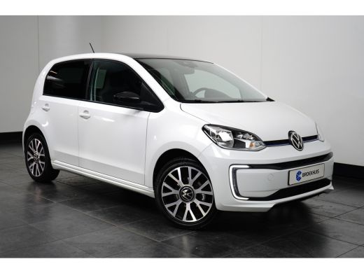 Volkswagen e-up! Style 83PK | STOEL + STUURVERW. | CAMERA | BLUETOOTH | NAVI VIA APP | AIRCO | LED | DAB+ ActivLease financial lease