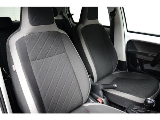 Volkswagen e-up! Style 83PK | STOEL + STUURVERW. | CAMERA | BLUETOOTH | NAVI VIA APP | AIRCO | LED | DAB+ ActivLease financial lease