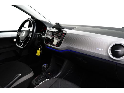 Volkswagen e-up! Style 83PK | STOEL + STUURVERW. | CAMERA | BLUETOOTH | NAVI VIA APP | AIRCO | LED | DAB+ ActivLease financial lease