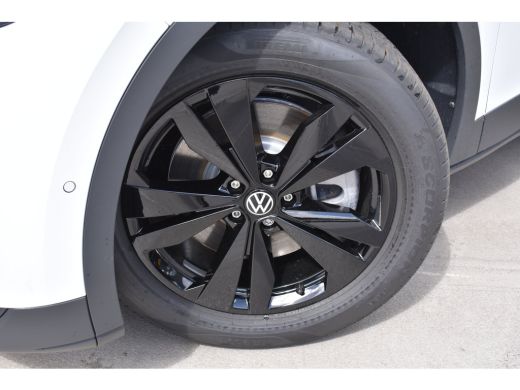 Volkswagen ID.4 Pro Limited Edition 77 kWh 286PK | TREKHAAK | 19 INCH | CAMERA | STOEL + STUURVERW. | LED | ADAPT... ActivLease financial lease