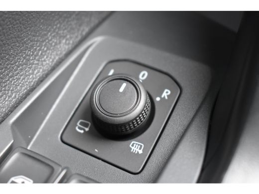 Volkswagen Polo Life Edition | 'App-Connect' smartphone integratie | Achteruitrijcamera (Rear View) | Airconditio... ActivLease financial lease