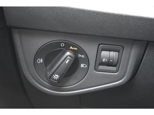 Volkswagen Polo Life Edition | 'App-Connect' smartphone integratie | Achteruitrijcamera (Rear View) | Airconditio... ActivLease financial lease