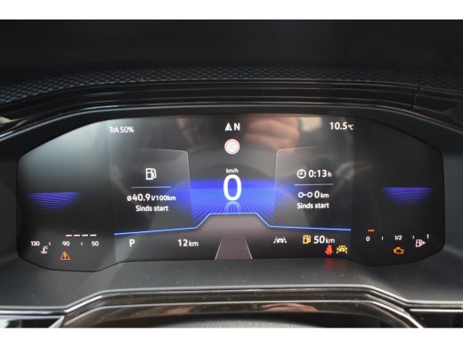Volkswagen Polo Life Edition | 'App-Connect' smartphone integratie | Achteruitrijcamera (Rear View) | Airconditio... ActivLease financial lease