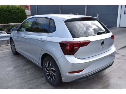 Volkswagen Polo Life Edition | 'App-Connect' smartphone integratie | Achteruitrijcamera (Rear View) | Airconditio... ActivLease financial lease