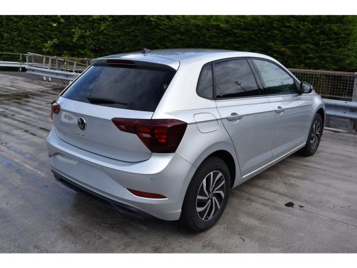 Volkswagen Polo Life Edition | 'App-Connect' smartphone integratie | Achteruitrijcamera (Rear View) | Airconditio... ActivLease financial lease
