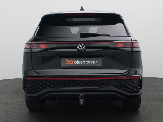Volkswagen Tayron 1.5 eHybrid R-Line Edition 272PK DSG Pano-Schuifdak, Trekhaak, 360gr. Camera, 20" LM Velgen, Navi... ActivLease financial lease