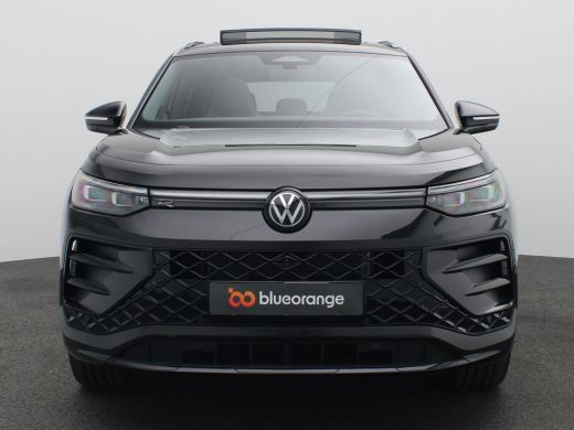 Volkswagen Tayron 1.5 eHybrid R-Line Edition 272PK DSG Pano-Schuifdak, Trekhaak, 360gr. Camera, 20" LM Velgen, Navi... ActivLease financial lease