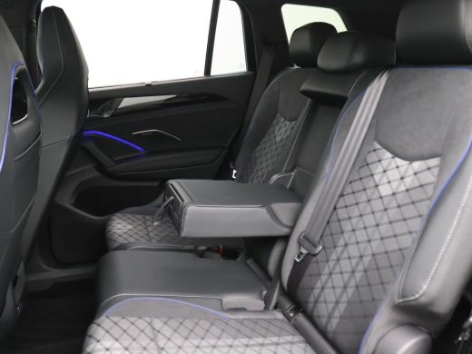 Volkswagen Tayron 1.5 eHybrid R-Line Edition 272PK DSG Pano-Schuifdak, Trekhaak, 360gr. Camera, 20" LM Velgen, Navi... ActivLease financial lease