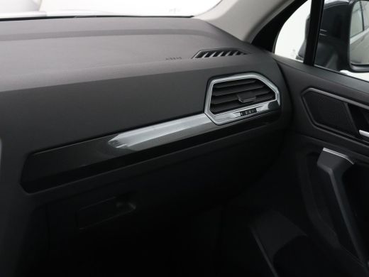 Volkswagen Tiguan 1.4 TSI eHybrid Elegance Exclusive | SOH 89,1% | Leder | Stoelverwarming | 360 Camera | Virtual C... ActivLease financial lease