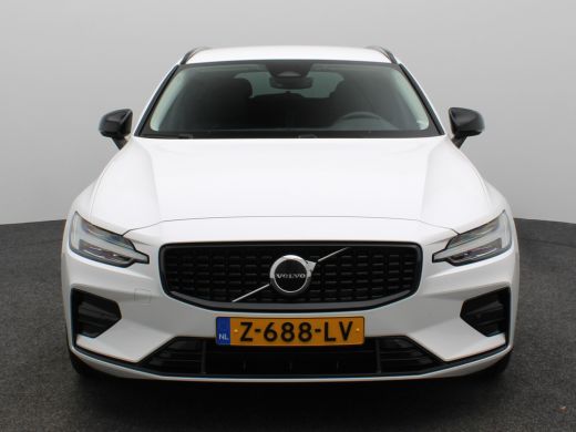Volvo  V60 2.0 B4 Plus Dark | Achteruitrijcamera | Stoelverwarming | Climate Control | Adaptive Cruise Control ActivLease financial lease