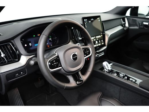 Volvo  XC60 T6 Plus Black Edition Recharge Plug-In Hybrid AWD | HUD | Pano | H&K | Trekhaak | Stoelventilatie... ActivLease financial lease