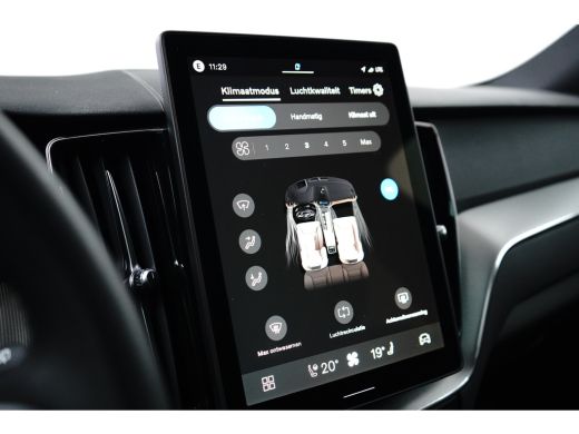 Volvo  XC60 T6 Plus Black Edition Recharge Plug-In Hybrid AWD | HUD | Pano | H&K | Trekhaak | Stoelventilatie... ActivLease financial lease