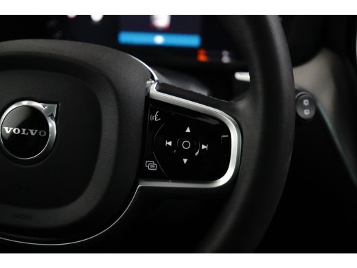 Volvo  XC60 T6 Plus Black Edition Recharge Plug-In Hybrid AWD | H&K | HUD | Pano | Trekhaak | Nappa leder | S... ActivLease financial lease