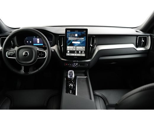 Volvo  XC60 T6 Plus Black Edition Recharge Plug-In Hybrid AWD | H&K | HUD | Pano | Trekhaak | Nappa leder | S... ActivLease financial lease