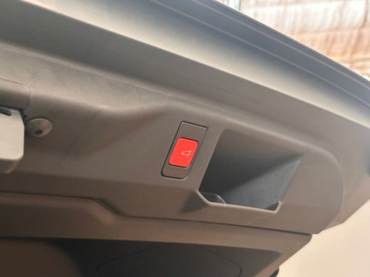 Peugeot 5008 1.2 Hybrid 136 GT Camera | Stoel + Stuurverwarming | Camera | Carplay | Digitaal Dashboard | Lede... ActivLease financial lease