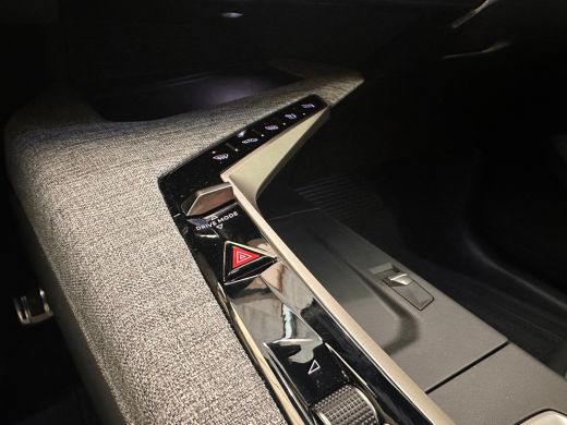 Peugeot 5008 1.2 Hybrid 136 GT Camera | Stoel + Stuurverwarming | Camera | Carplay | Digitaal Dashboard | Lede... ActivLease financial lease