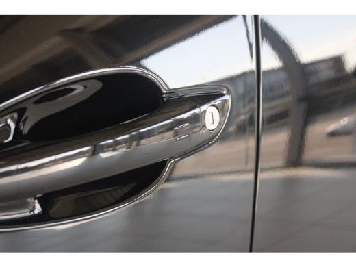 Peugeot 5008 1.2 Turbo 130-PK EAT8 AUTOMAAT GT | 2 stoelen op derde rij | Afwijkende dakkleur | Airco (automat... ActivLease financial lease