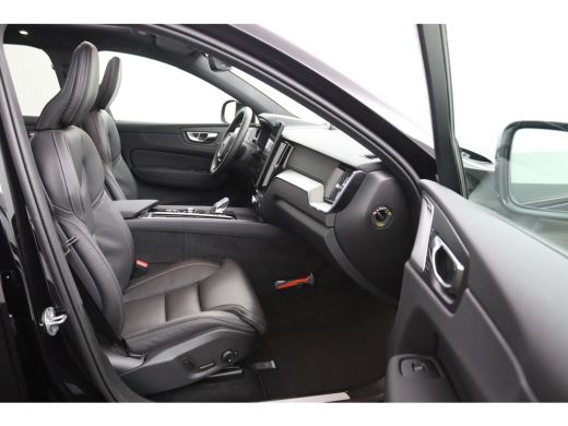 Volvo  XC60 T8 Plug-in hybrid AWD Ultra Black Edition Exec | Bowers&Wilkins | Luchtvering | Snel Rijden | Mas... ActivLease financial lease