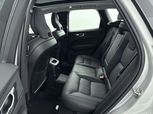 Volvo  XC60 T6 Plug-in hybrid Ultra Dark Long Range | Trekhaak | PDC + 360 Camera | BLIS | Elektrische achter... ActivLease financial lease