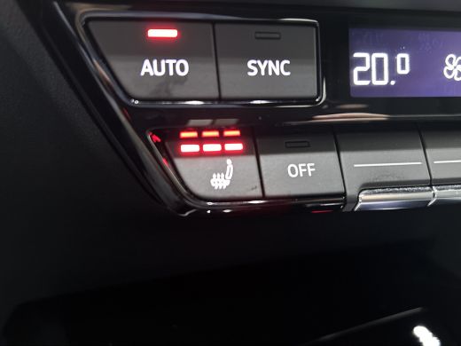 Audi Q4 e-tron 40e Advanced edition 150KW / 77 kWh / Trekhaak / Matrix-Led / Lmv 19"/ Apple Carplay / Cruise-ctr... ActivLease financial lease