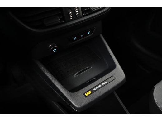Ford E-Transit Courier BEV Limited 44 kWh | Direct Rijden! | Stoelverwarming | Camera ActivLease financial lease