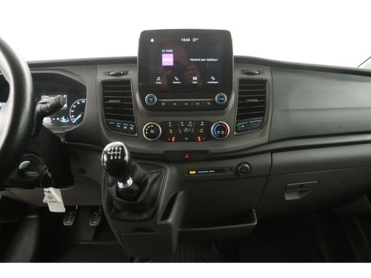 Ford Transit 2.0 TDCI L2H2 | Airco | Cruise | 3 Zits | Carplay | Camera | Parkeersens. ActivLease financial lease
