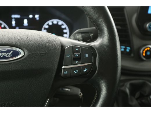 Ford Transit 2.0 TDCI L2H2 | Airco | Cruise | 3 Zits | Carplay | Camera | Parkeersens. ActivLease financial lease