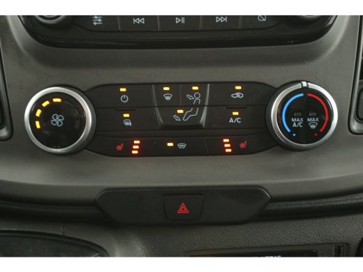 Ford Transit 2.0 TDCI L2H2 | Airco | Cruise | 3 Zits | Carplay | Camera | Parkeersens. ActivLease financial lease