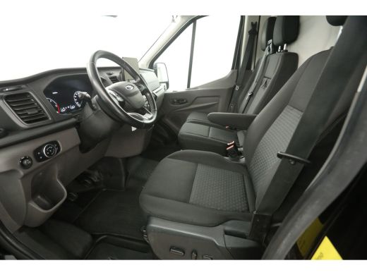 Ford Transit 2.0 TDCI L2H2 | Airco | Cruise | 3 Zits | Carplay | Camera | Parkeersens. ActivLease financial lease
