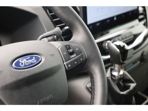 Ford Transit 350 2.0 TDCI L2H2 Trend | 2 zitplaatsen rechtsvoor | Aanhanger assistent | Achteruitrijcamera ActivLease financial lease