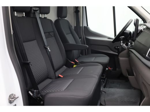 Ford Transit 350 2.0 TDCI L2H2 Trend | 2 zitplaatsen rechtsvoor | Aanhanger assistent | Achteruitrijcamera ActivLease financial lease
