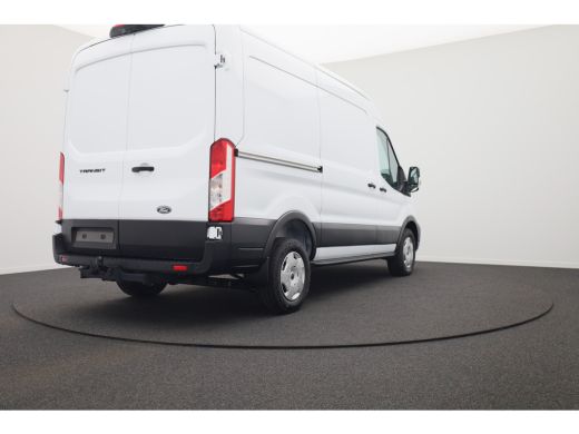 Ford Transit 350 2.0 TDCI L2H2 Trend | 2 zitplaatsen rechtsvoor | Aanhanger assistent | Achteruitrijcamera ActivLease financial lease