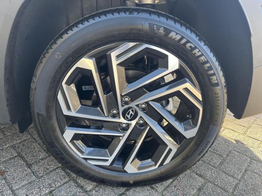 Hyundai Tucson 1.6 T-GDI HEV Premium | Rijklaarprijs! | Navigatie | Apple CarPlay/Android Auto | Leder | Verwarm... ActivLease financial lease