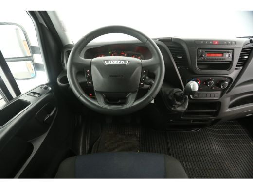 Iveco Daily 35S14 2.3 410 | Viskraam | Foodtruck | Verkoopwagen | Patatkraam | Eventtruck | Snackwagen | Zijd... ActivLease financial lease