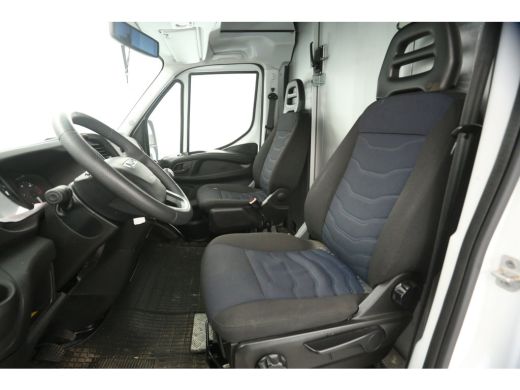 Iveco Daily 35S14 2.3 410 | Viskraam | Foodtruck | Verkoopwagen | Patatkraam | Eventtruck | Snackwagen | Zijd... ActivLease financial lease