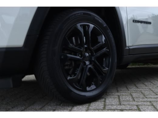 Jeep Compass 4xe 240 Plug-in Hybrid Electric Upland | Adapt. Cruise | Stoel+Stuurverwarming | Navi | Keyless |... ActivLease financial lease