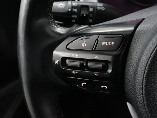 Kia Stonic 1.0 T-GDi MHEV DynamicPlusLine | Carplay | Adaptive cruise | Camera | Navigatie | Keyless | Clima... ActivLease financial lease