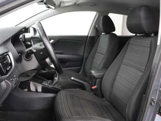Kia Stonic 1.0 T-GDi MHEV DynamicPlusLine | Carplay | Adaptive cruise | Camera | Navigatie | Keyless | Clima... ActivLease financial lease