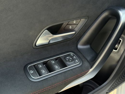 Mercedes-Benz A-Klasse 250 e Business Solution AMG Limited Camera | Widescreen ActivLease financial lease