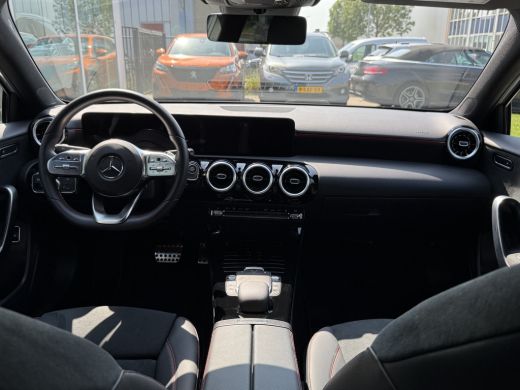Mercedes-Benz A-Klasse 250 e Business Solution AMG Limited Camera | Widescreen ActivLease financial lease