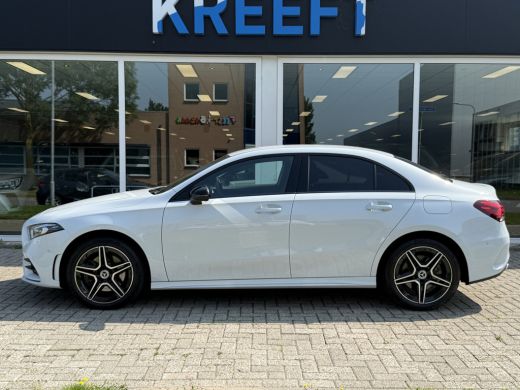 Mercedes-Benz A-Klasse 250 e Business Solution AMG Limited Camera | Widescreen ActivLease financial lease