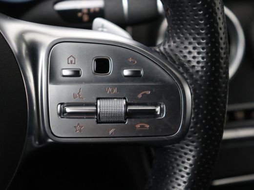 Mercedes-Benz C-Klasse 160 AMG Limited | Stoelverwarming | Leder/Alcant. | Trekhaak | Camera | Park Assist | Navigatie |... ActivLease financial lease