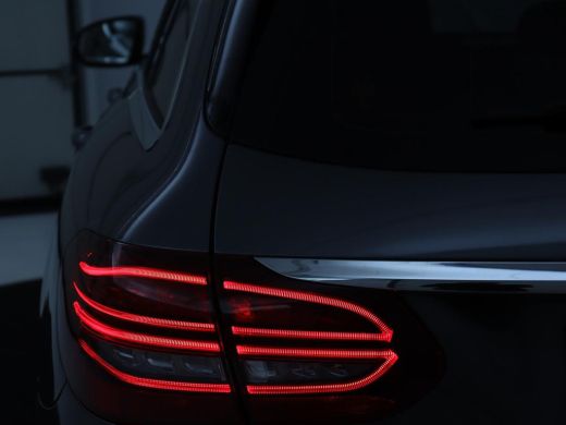 Mercedes-Benz C-Klasse 160 AMG Limited | Stoelverwarming | Leder/Alcant. | Trekhaak | Camera | Park Assist | Navigatie |... ActivLease financial lease
